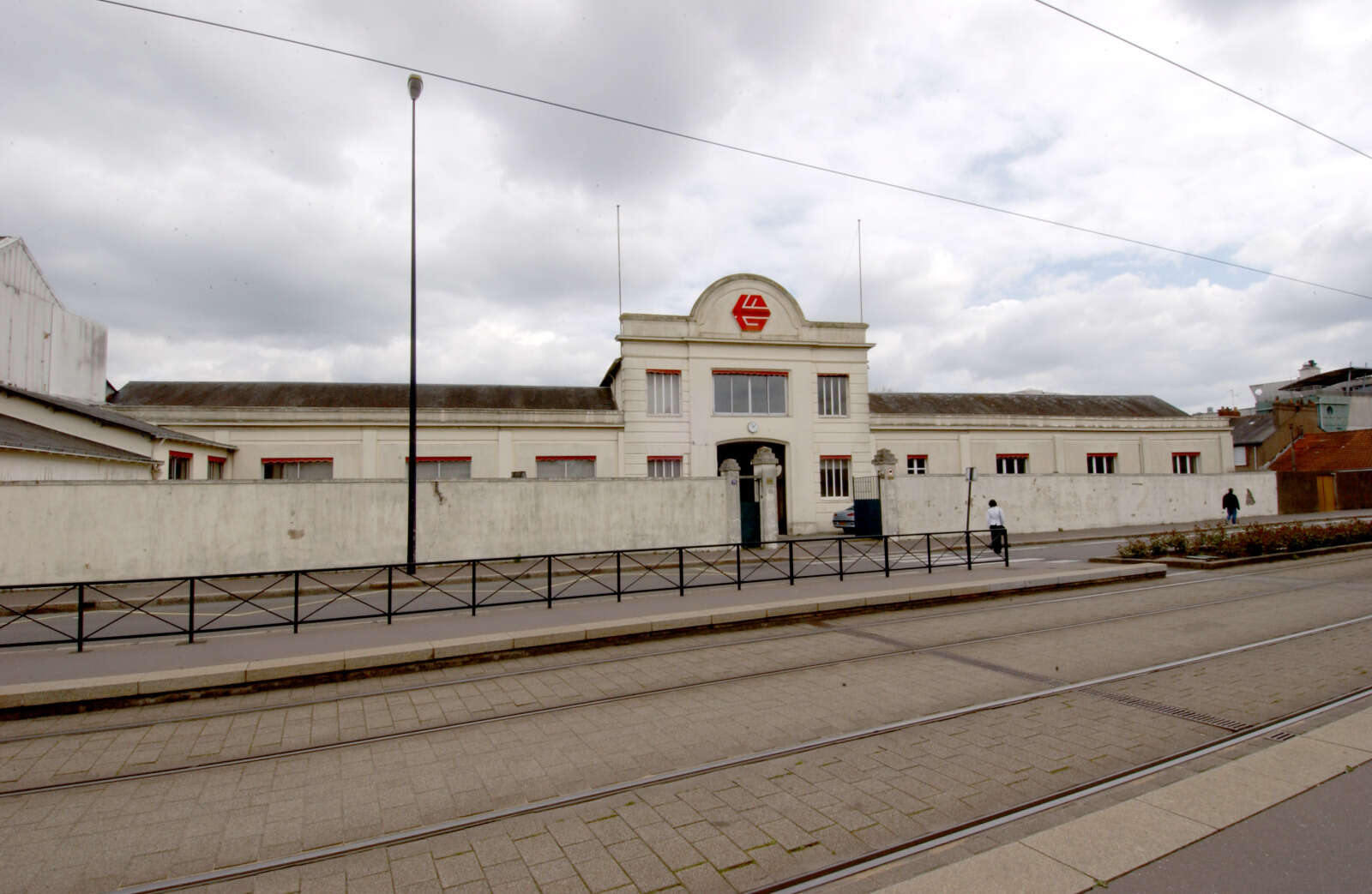 Établissements Guillouard, près de la ligne de tramways