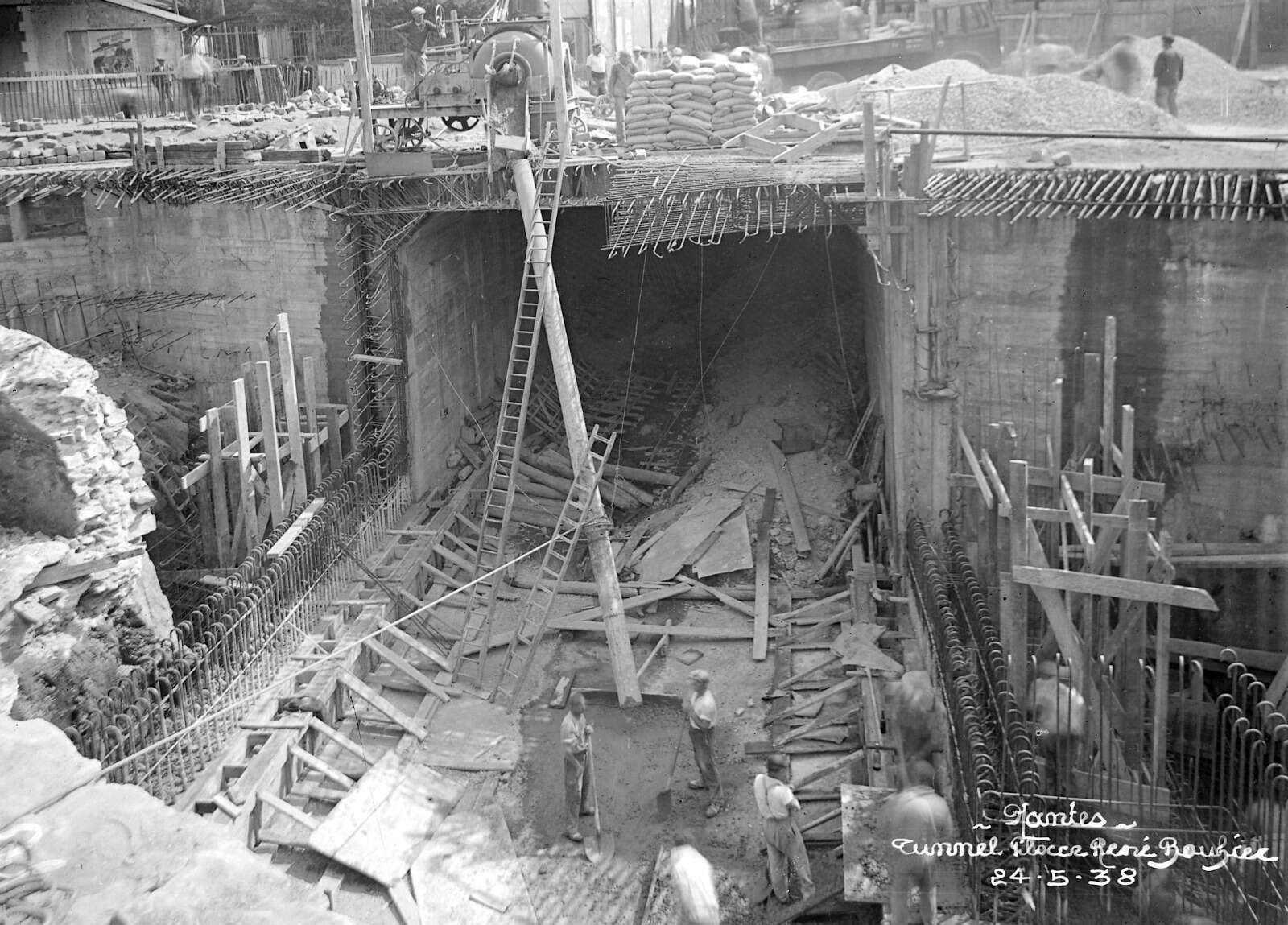 Tunnel ferroviaire
