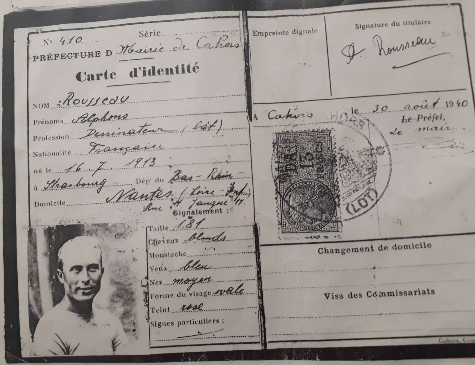 Fausse carte d’identité au nom d’Alphonse Rousseau
