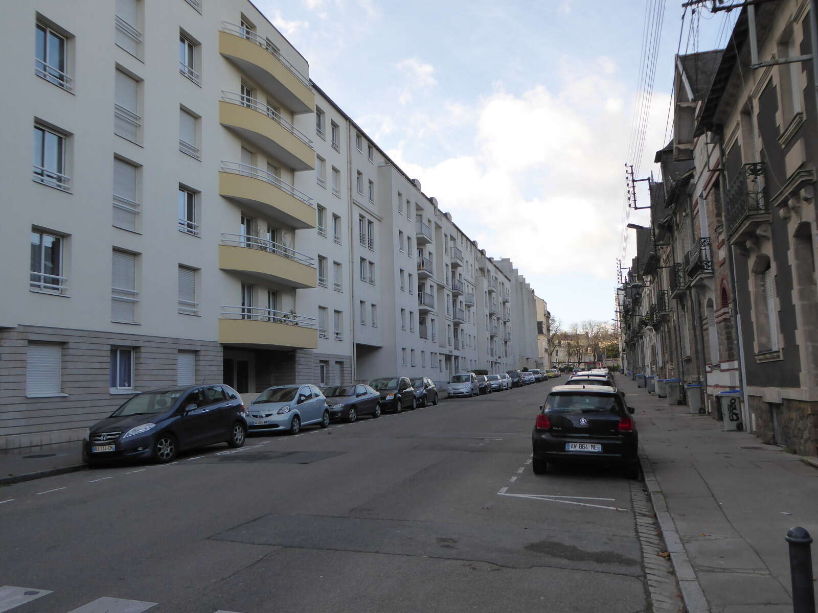 Rue Alfred-Riom