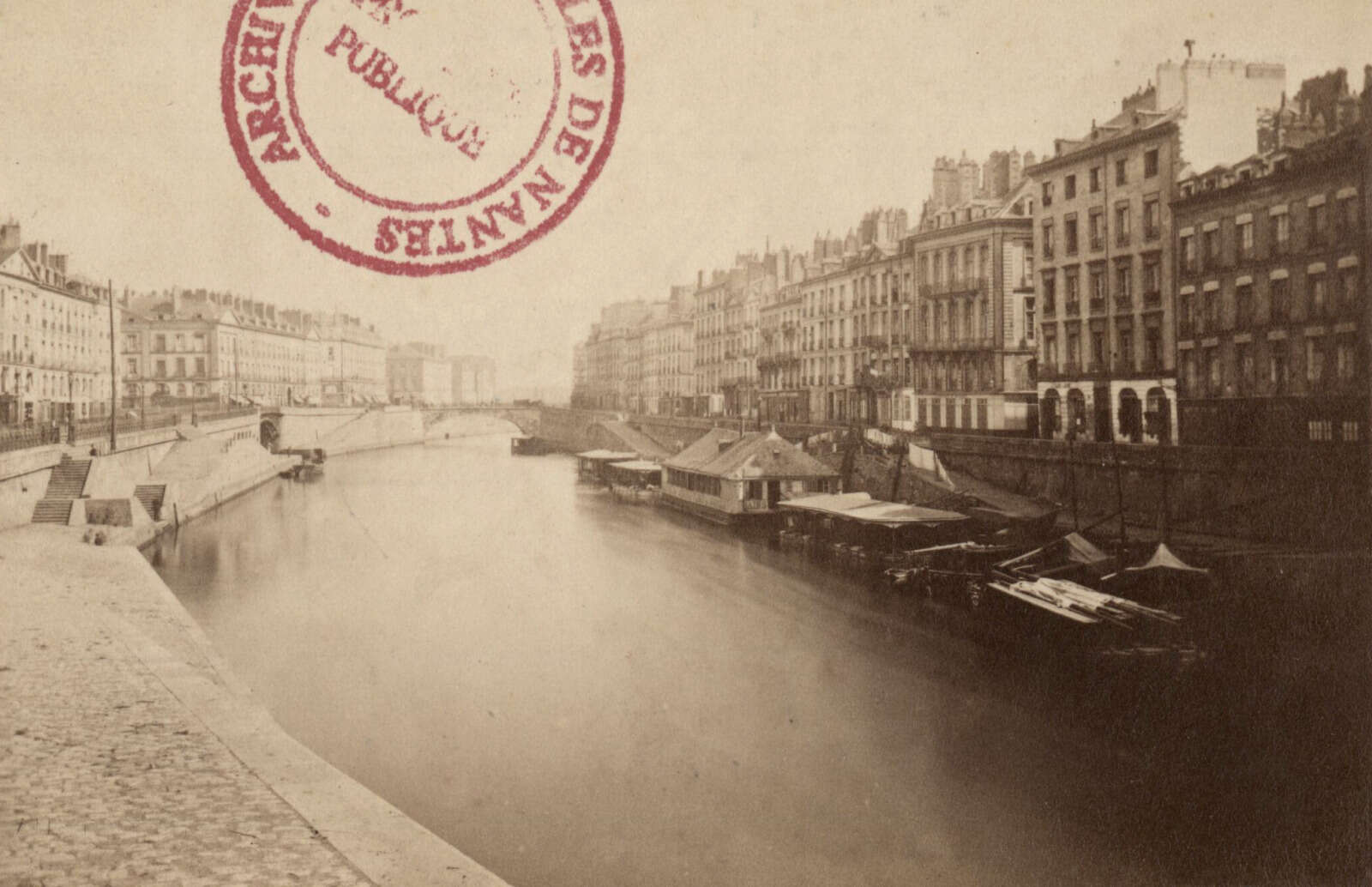 Les « Bains-douches de la Loire », quai Duguay-Trouin