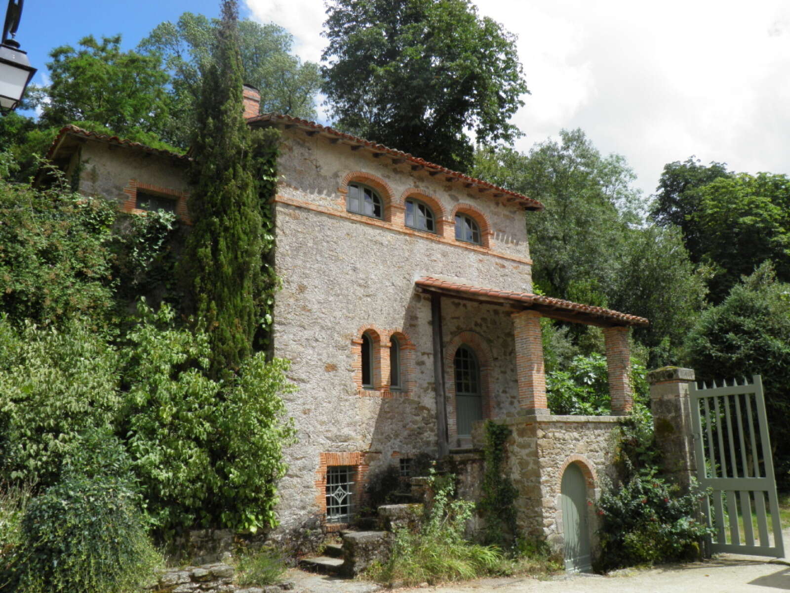 Vue de la villa néo-palladienne clissonnaise de la Garenne-Lemot