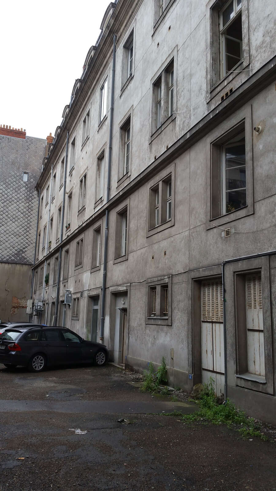 Façade arrière des immeubles du quai Brancas