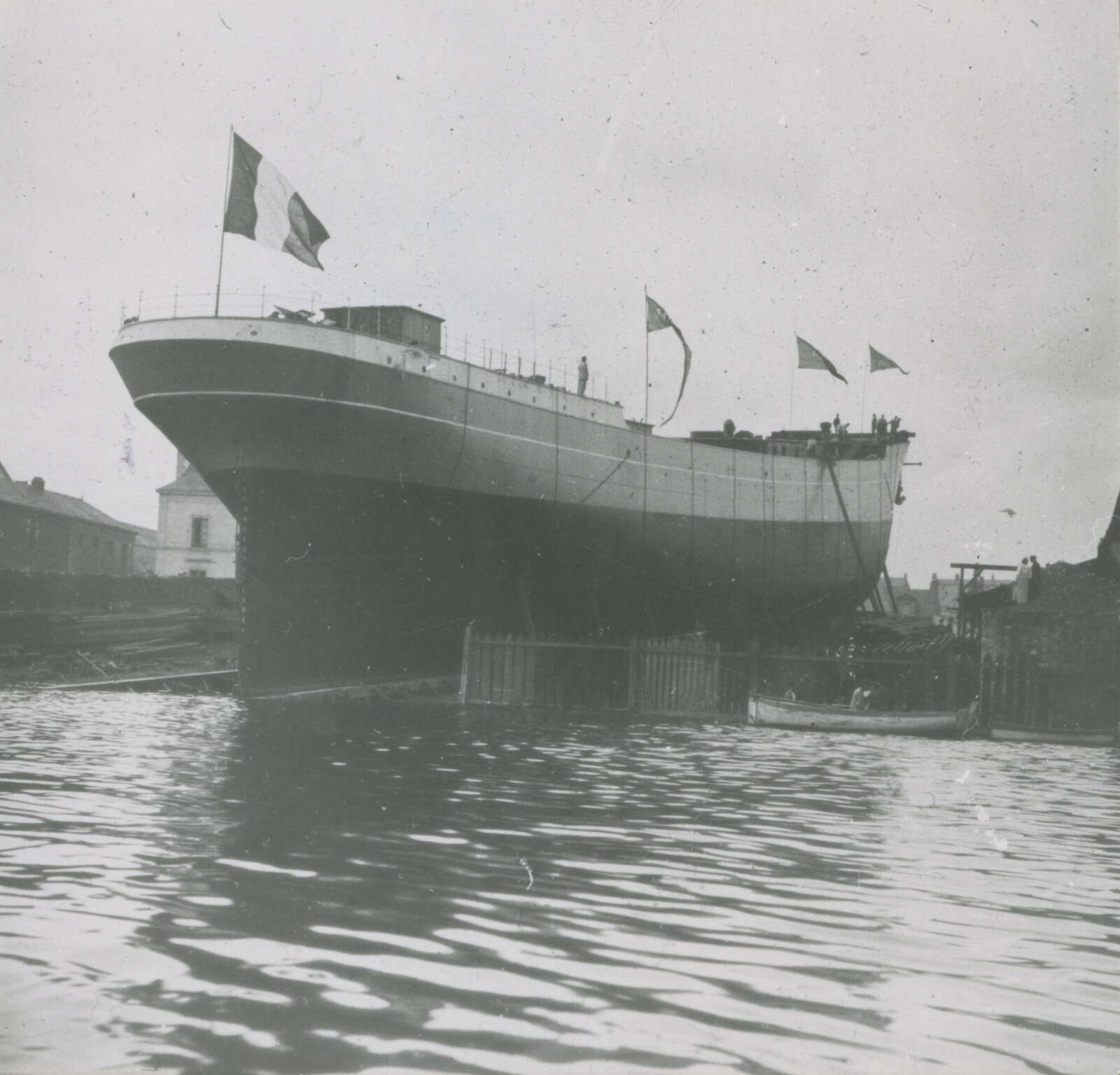 Lancement du trois-mâts barque Saint Louis