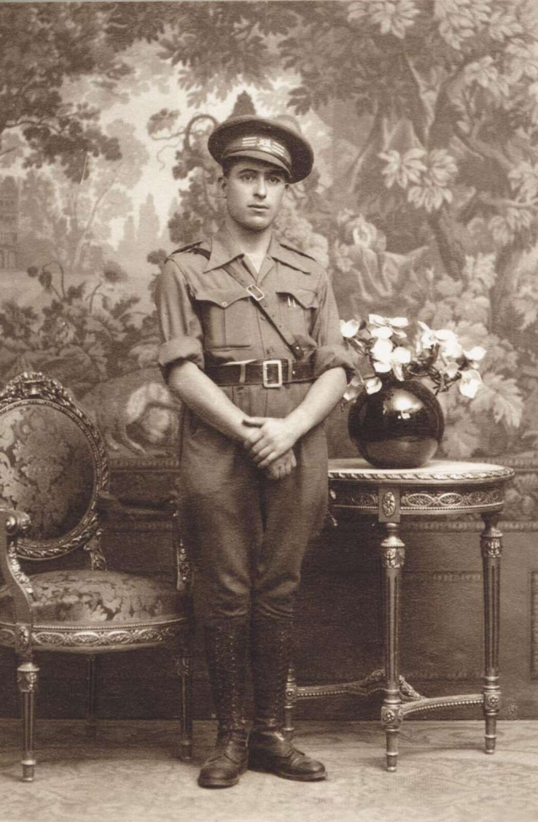 Alfredo Gomez Ollero en uniforme de l'armée républicaine espagnole