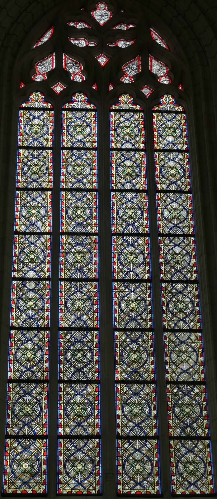Vitrail de la baie 211 de la cathédrale Saint-Pierre-et-Saint-Paul