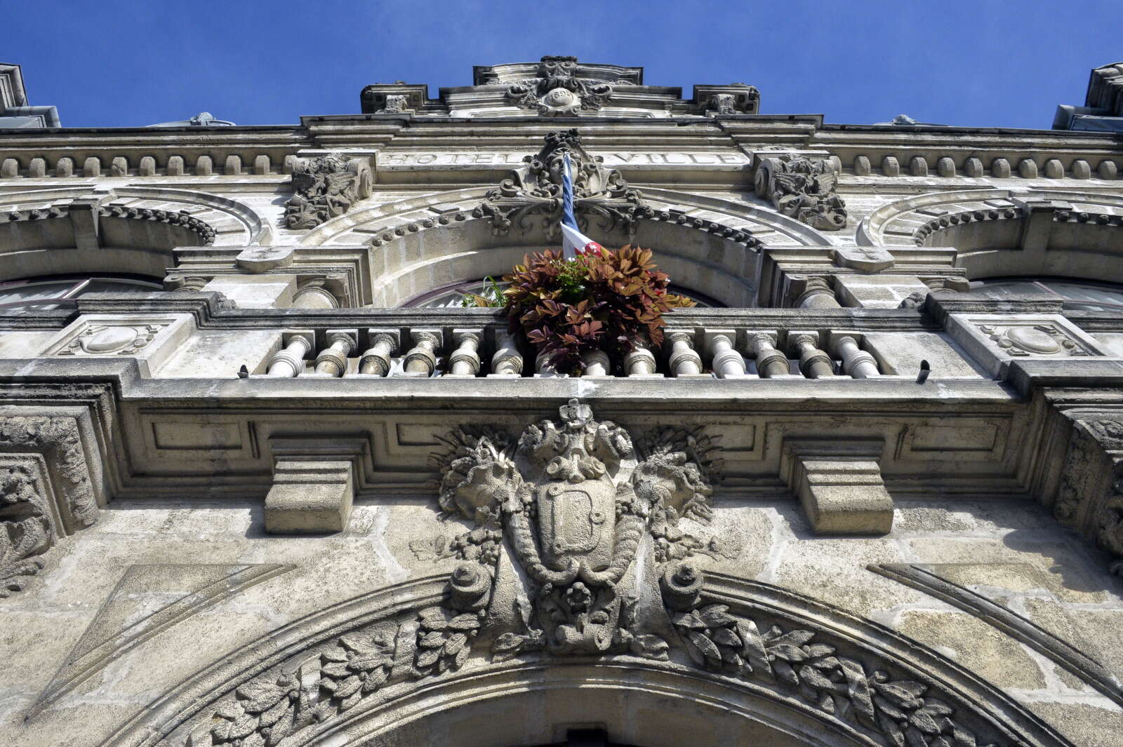 Hôtels de ville de Doulon et de Chantenay