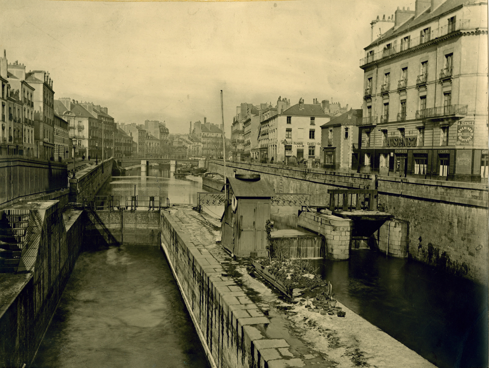 Canal de Nantes à Brest