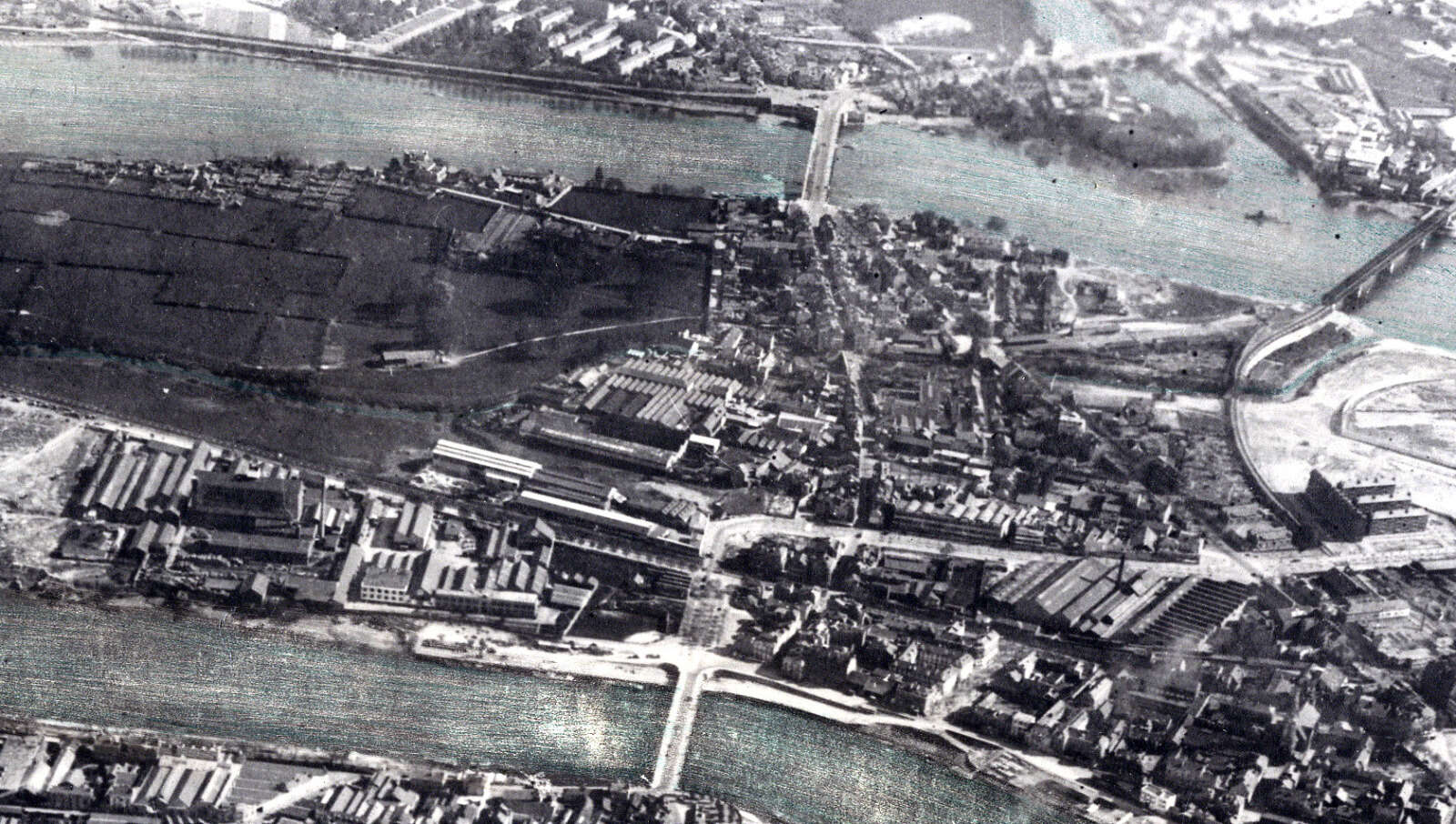 Vue aérienne du quartier des Ponts