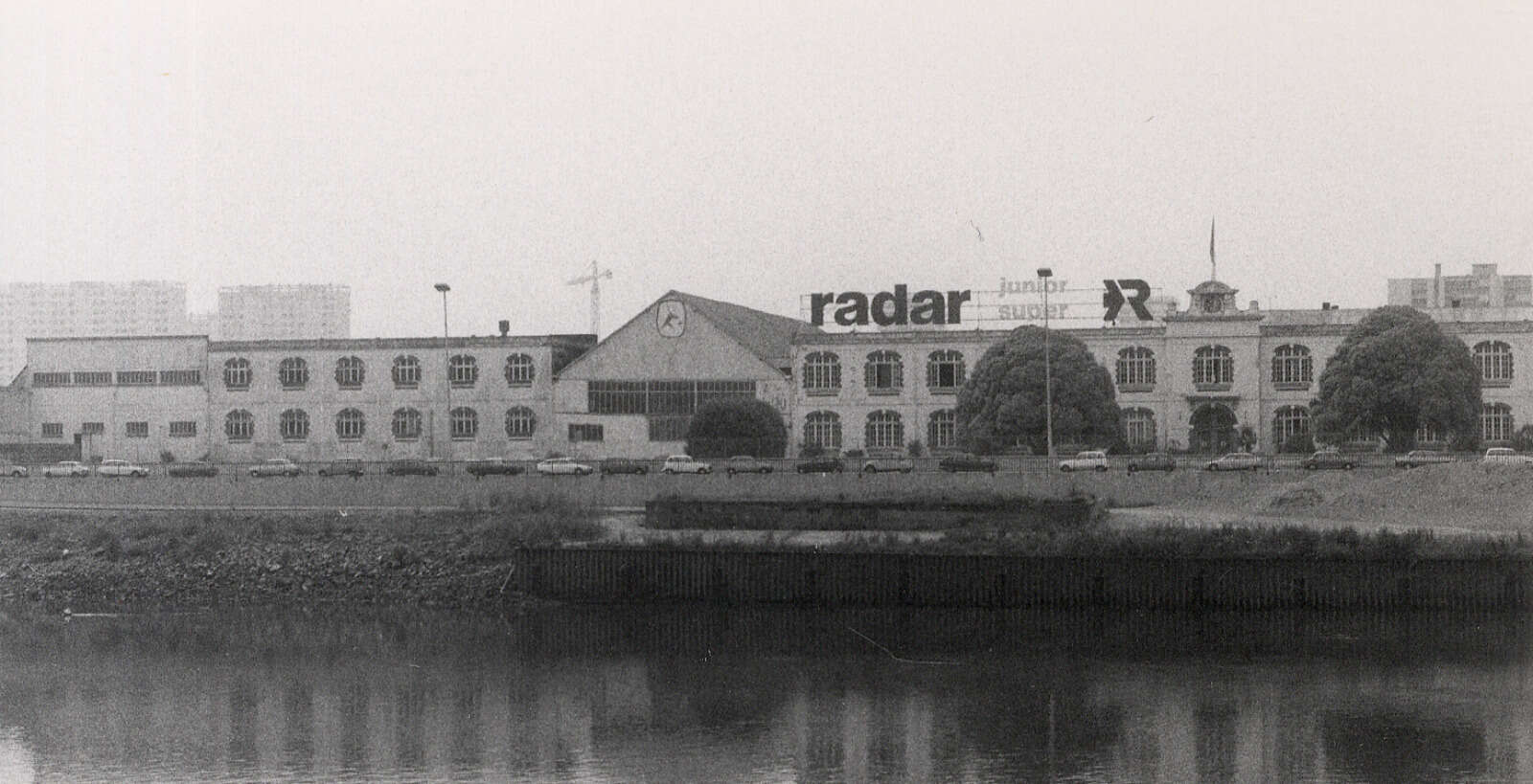 Bâtiment du siège des Docks de l'Ouest, quai Durmont-d'Urville