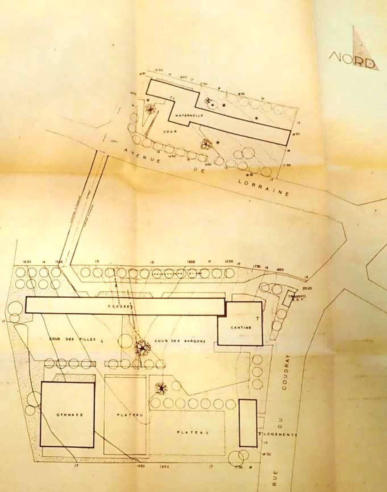 Plan masse du groupe scolaire du Coudray