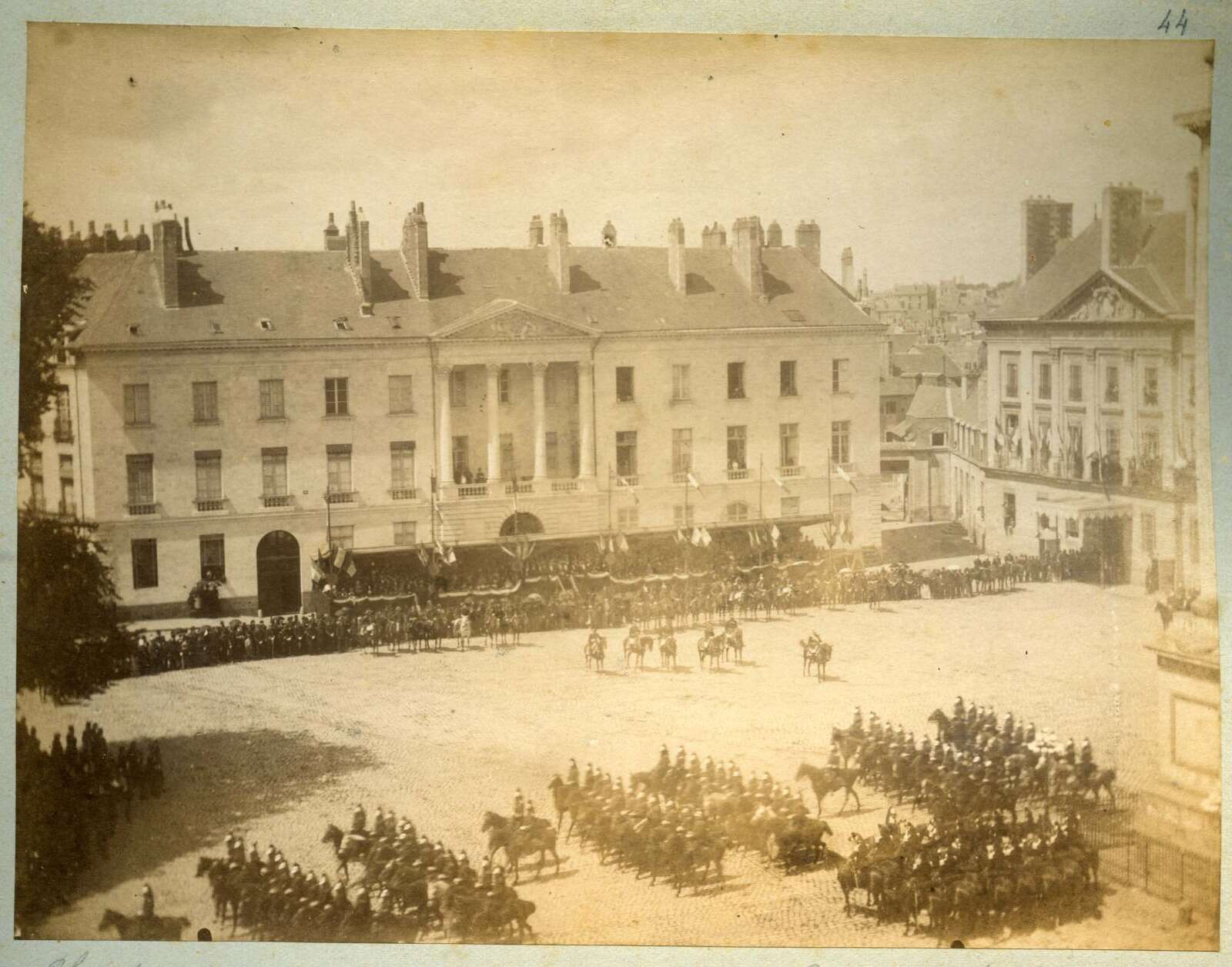 Parade de cavalerie du 14 Juillet 1885 sur la place Louis XVI