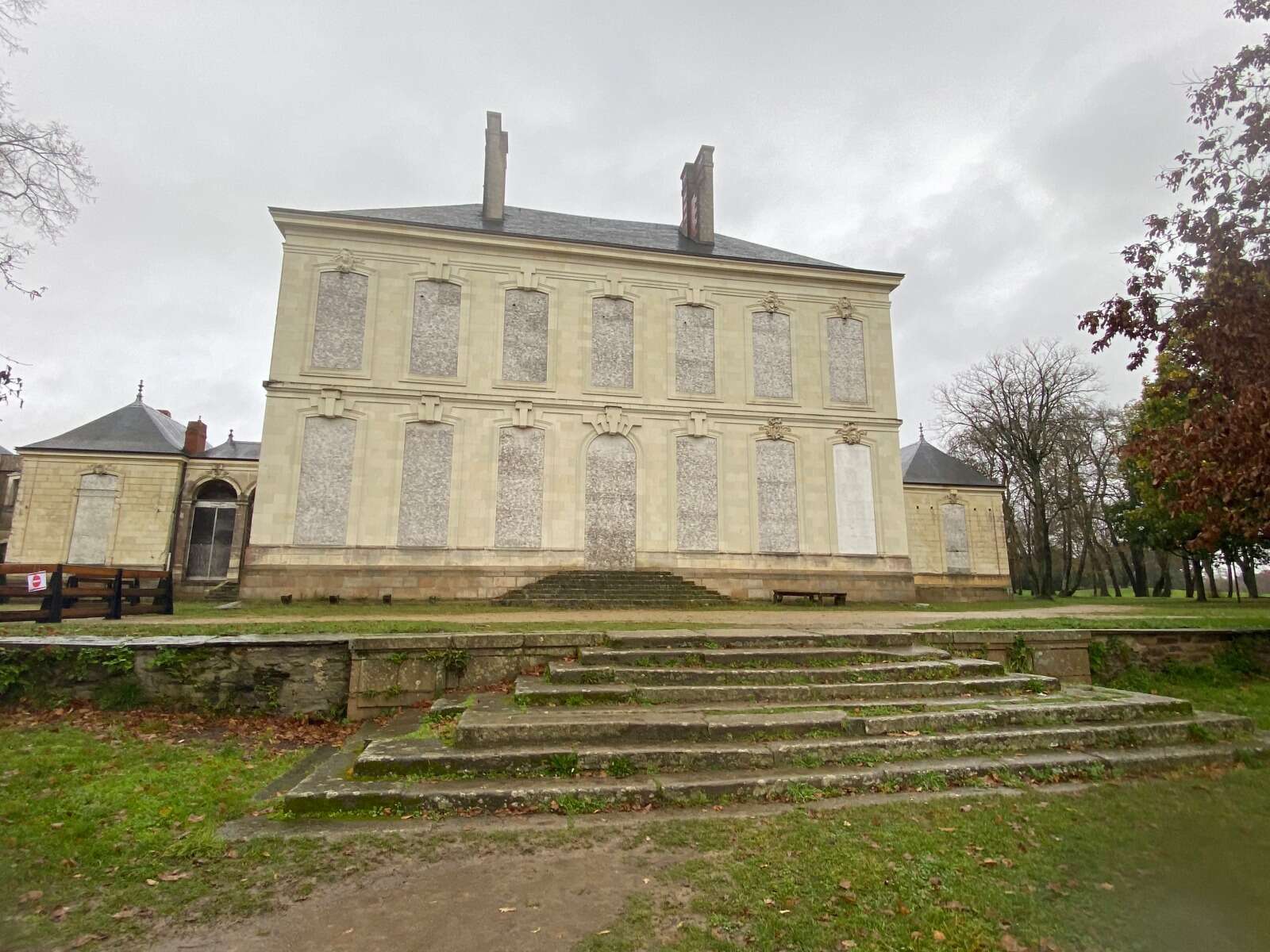 Façade sud du château du Blottereau à Doulon
