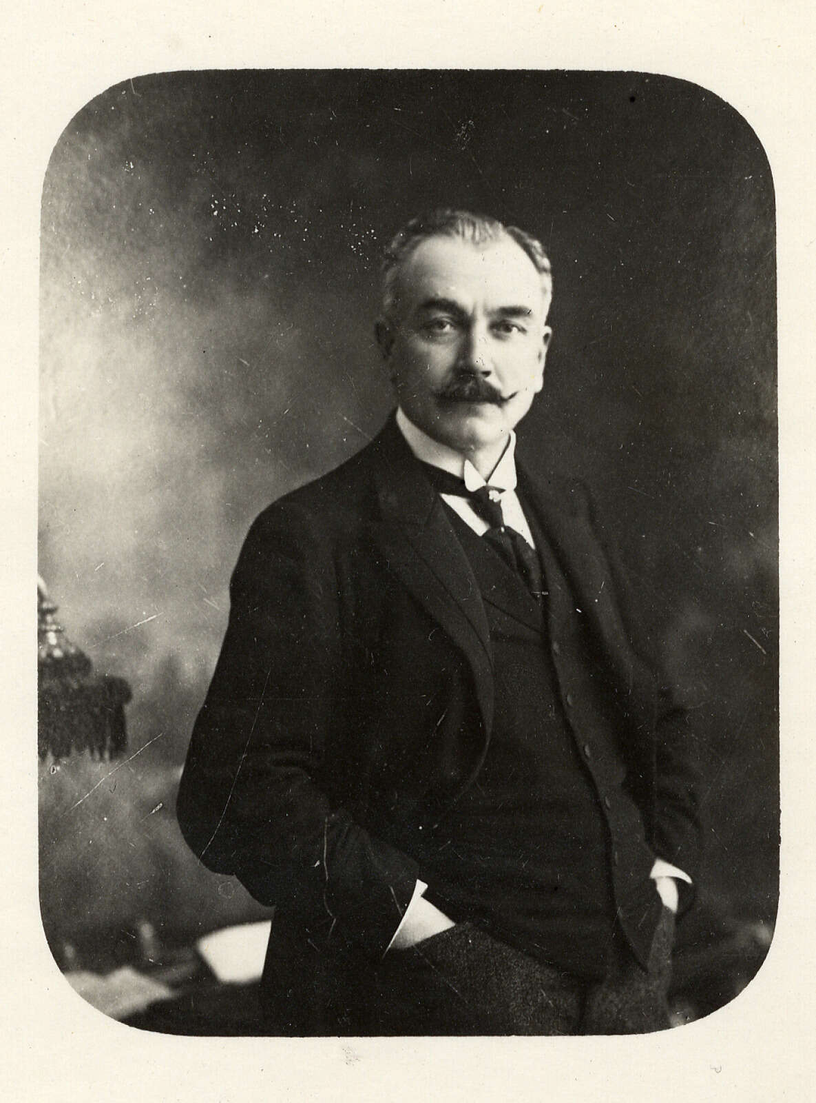 Portrait de Gabriel Guist'hau, maire de Nantes