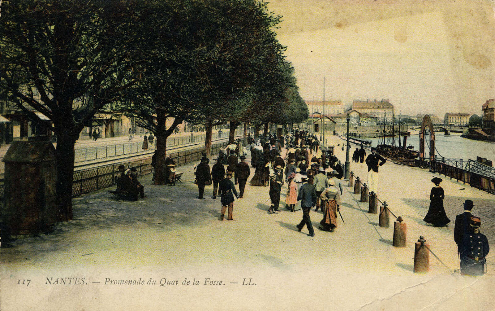 Promenade du quai de la Fosse