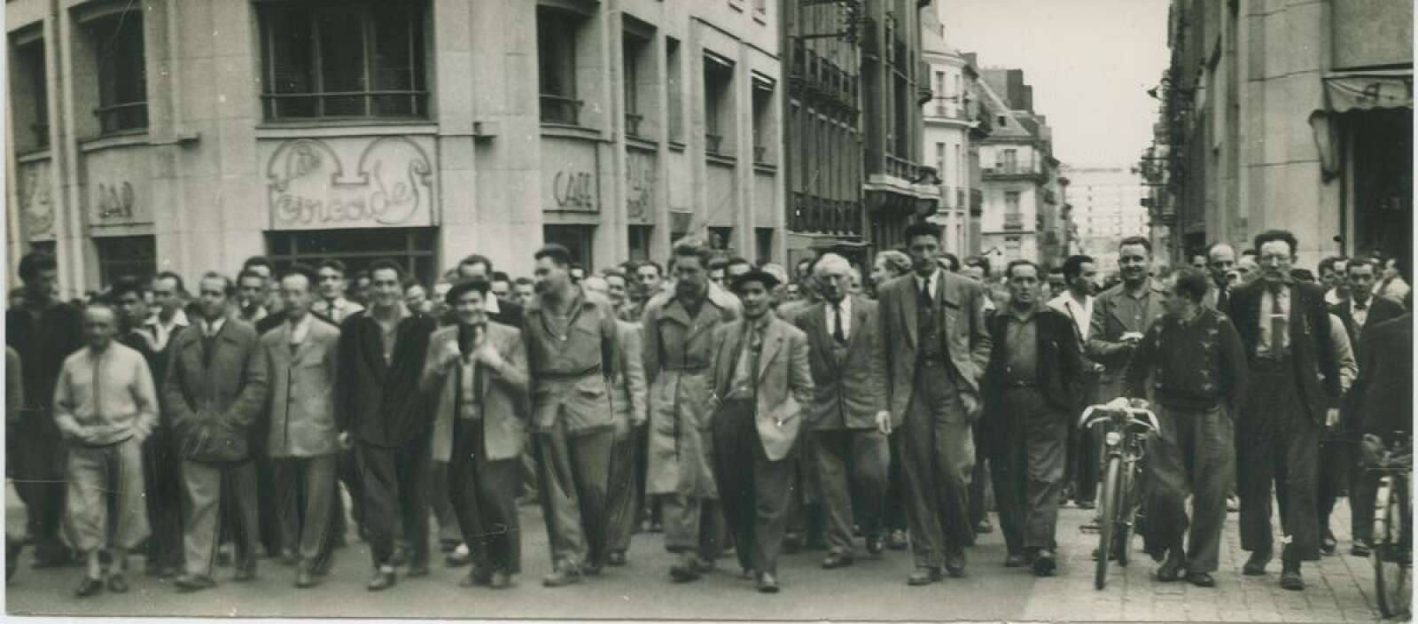 Août-octobre 1955 : grève à Nantes
