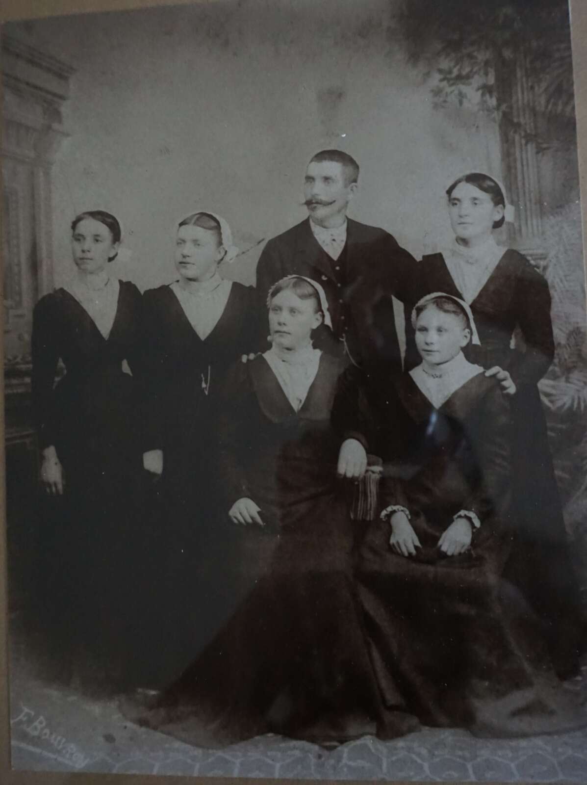 La fratrie Tanvet