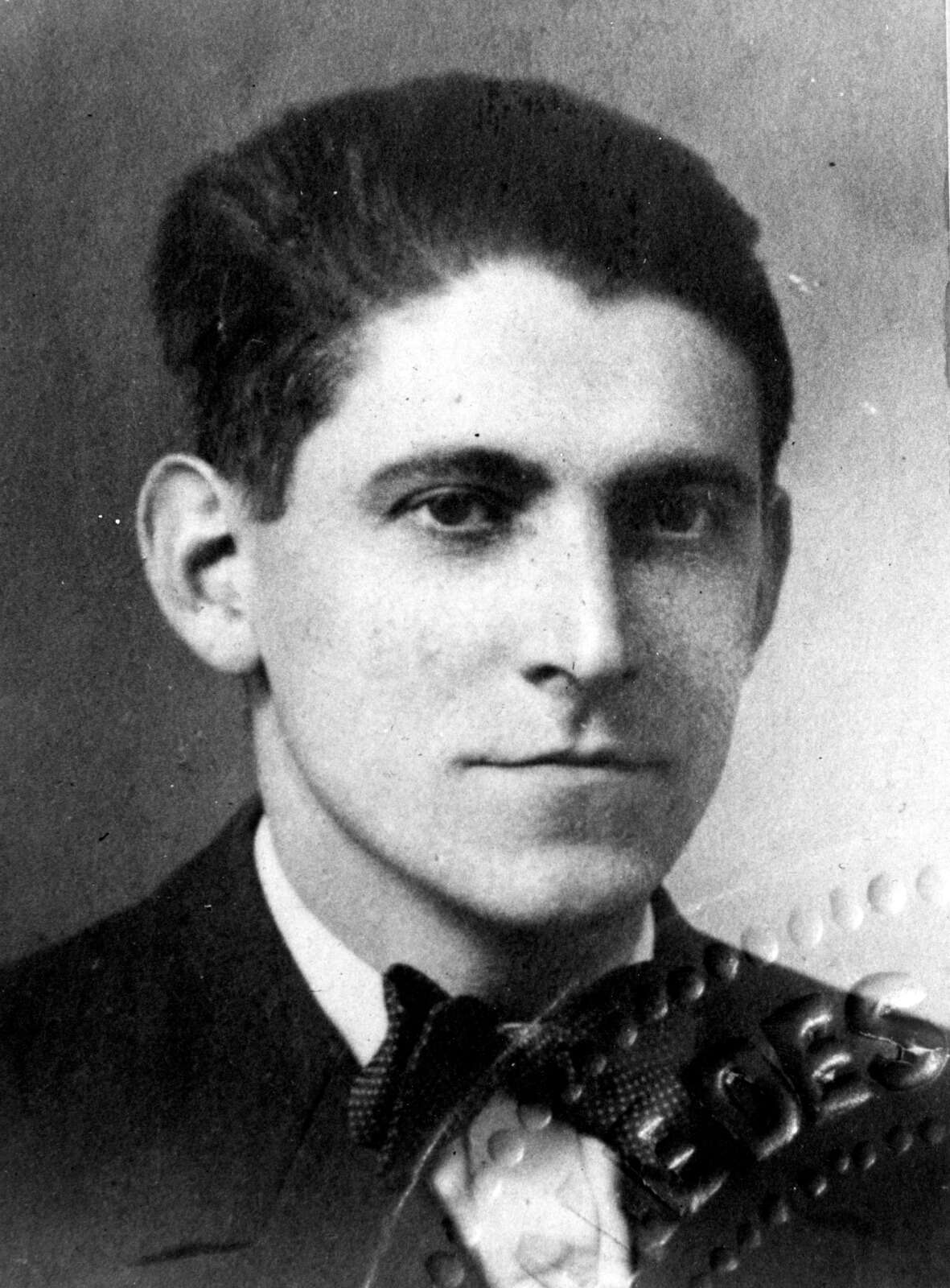 Le capitaine de frégate Honoré d'Estienne d'Orves